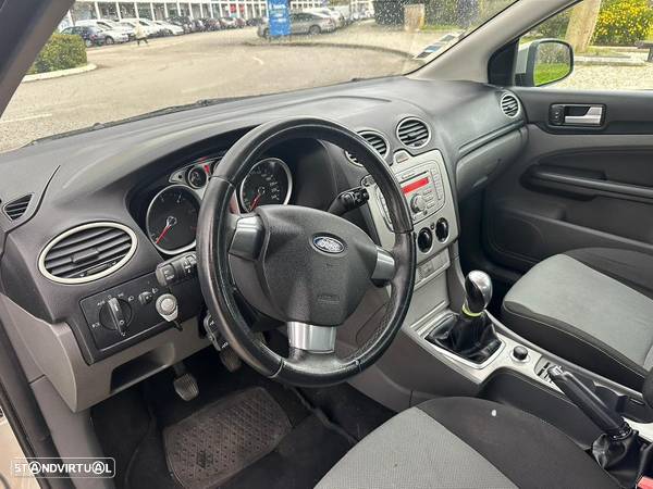 Ford Focus SW 1.6 TDCi ECOnetic - 26