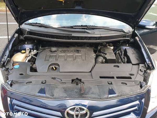 Toyota Auris 1.6 Sol - 12