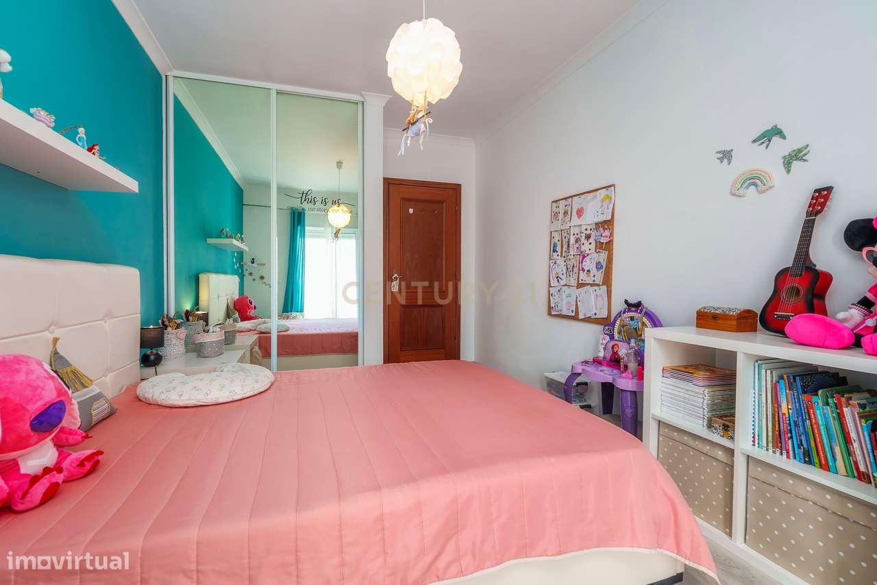 APARTAMENTO T2 | PRONTO A HABITAR | PERTO DO RIA SHOPPING | OLHÃO-18