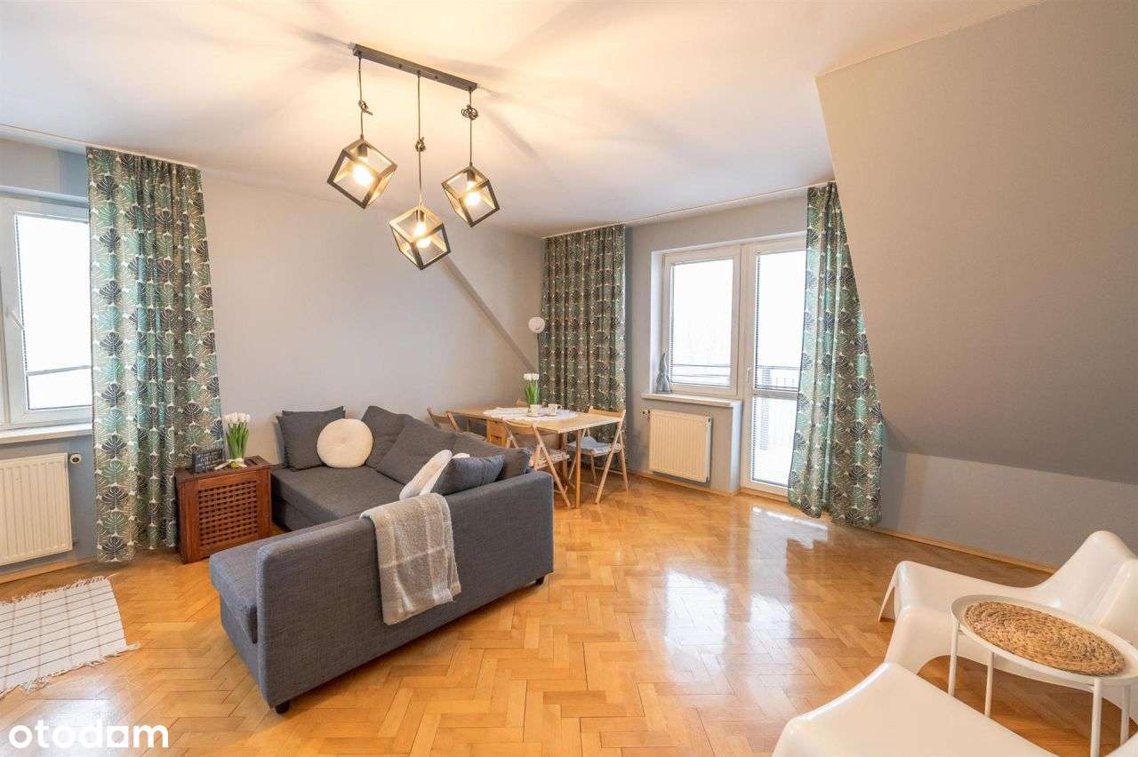 Duża kawalerka w dzielnicy Pogórz-0