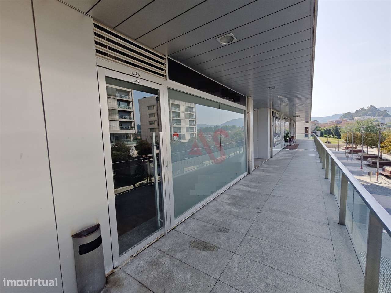 Loja no Fórum Vizela – 41,30 m2 com Licença para Comércio e Serviços - Grande imagem: 3/12