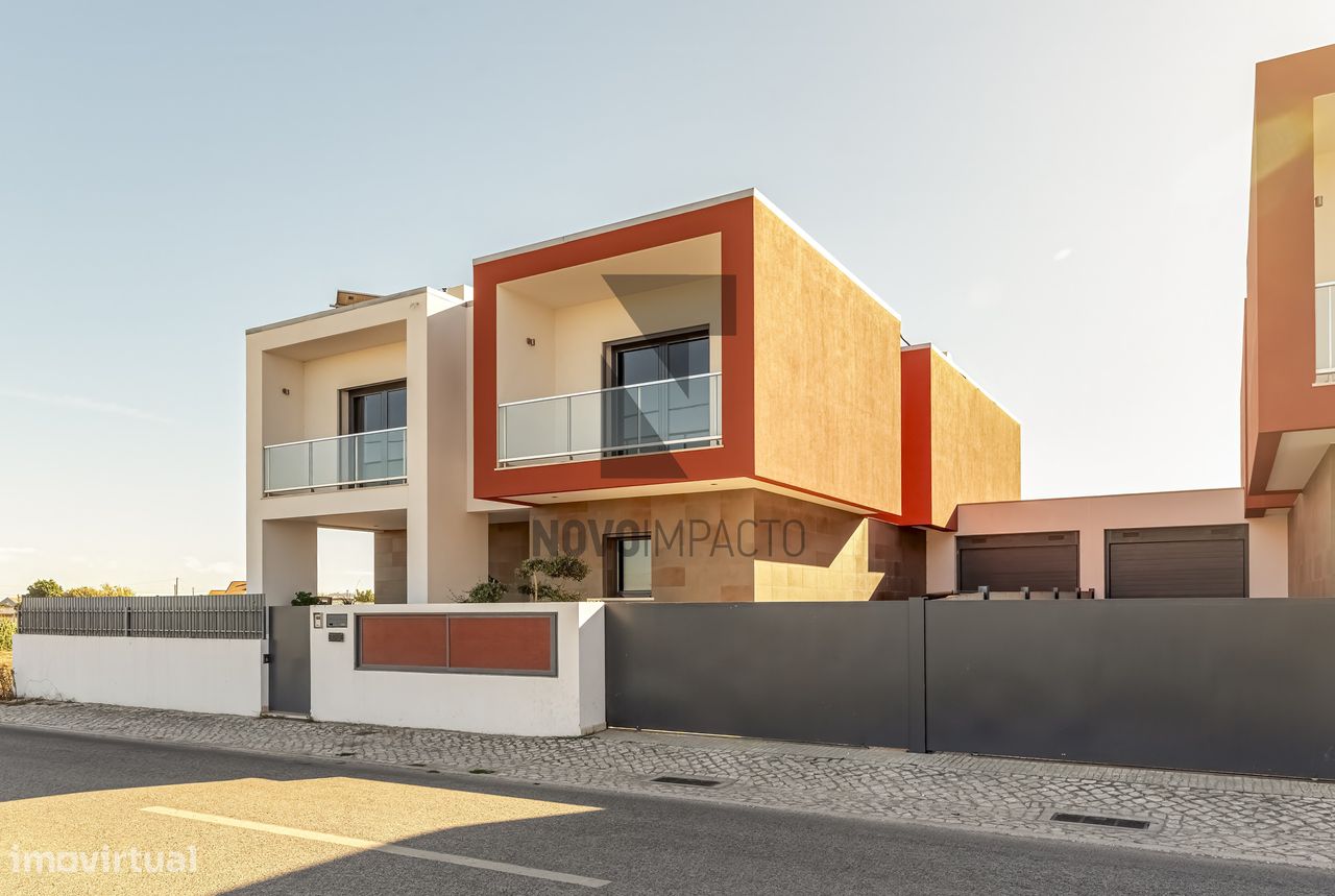 Montijo - Moradia T5 c/ piscina e Garagem - Grande imagem: 1/60