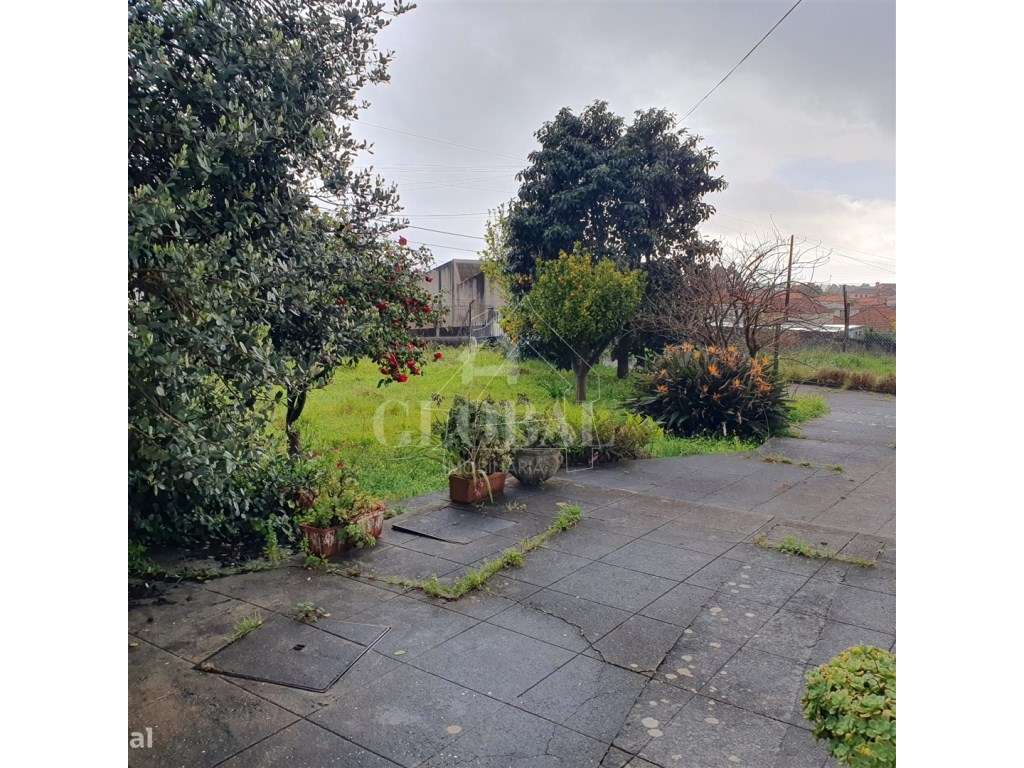 Moradia Cortegaça T3 - Grande imagem: 5/15