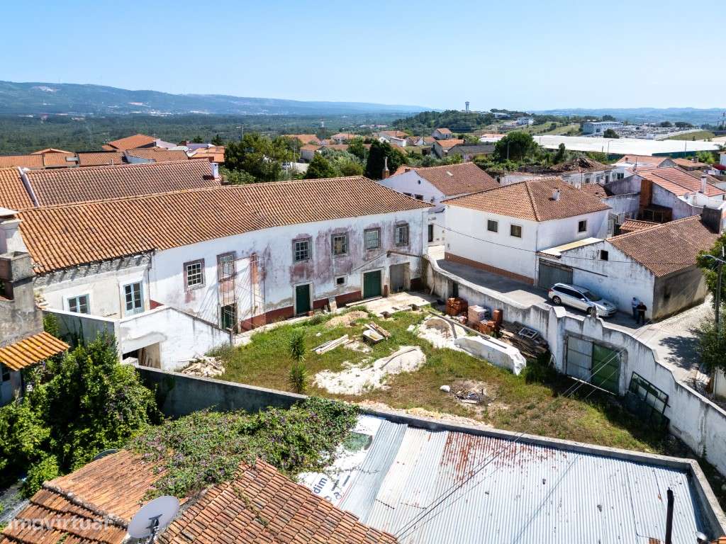 Moradia de Luxo com jardim no centro histórico de Aljubarrota, Alco...-24