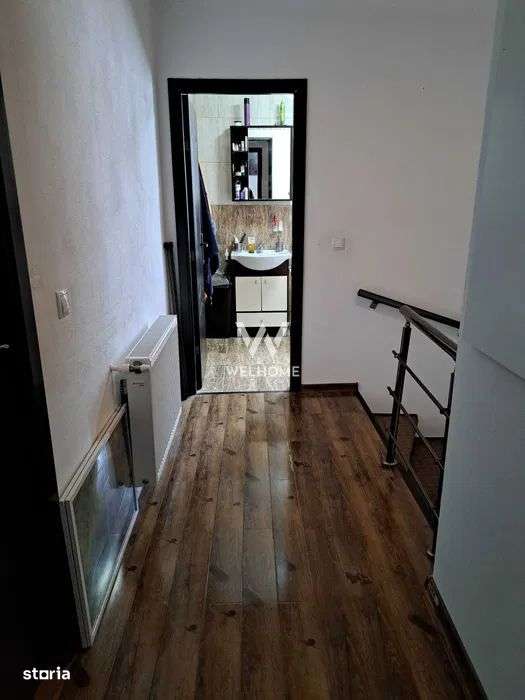 Casă de vânzare în Zăvoi – confort, spațiu și intimitate - Imagine principală: 4/8