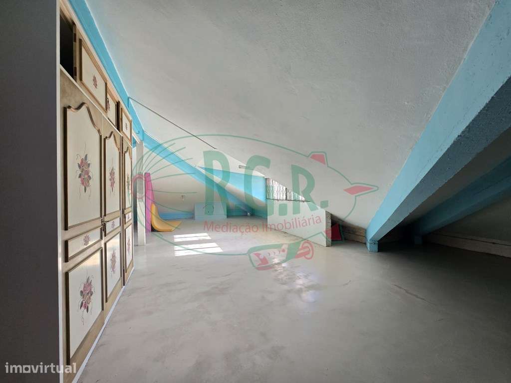 Moradia Isolada T3 | Piscina | Vistas Rio | 5 Min Porto-39