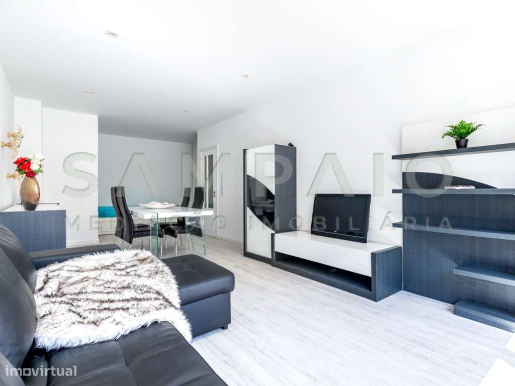 Apartamento T2- Valbom!-24
