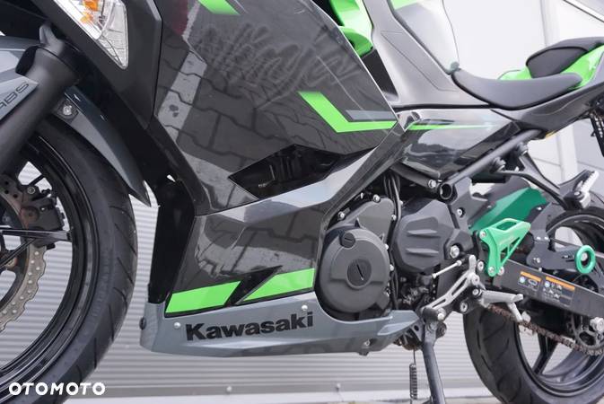 Kawasaki Ninja 400 - 17