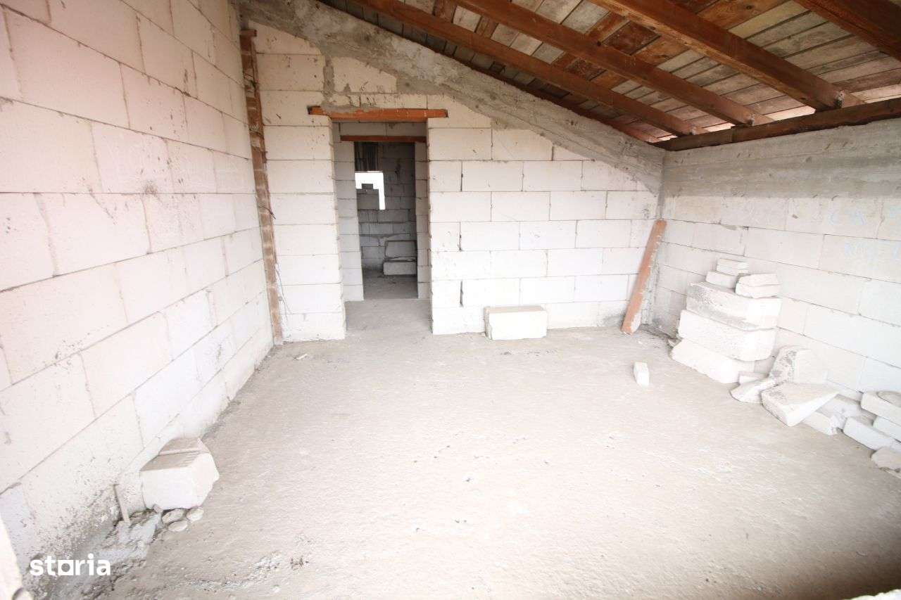 Casa Sendreni teren 670mp - Imagine principală: 4/8