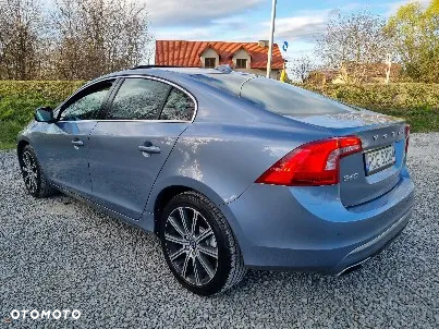 Volvo S60 - 4