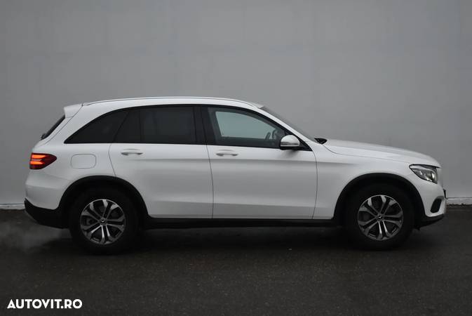 Mercedes-Benz GLC 250 4MATIC - 6