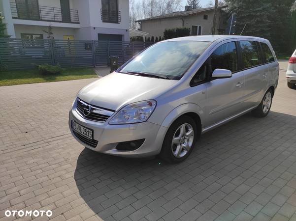 Opel Zafira 1.6 Enjoy - 1