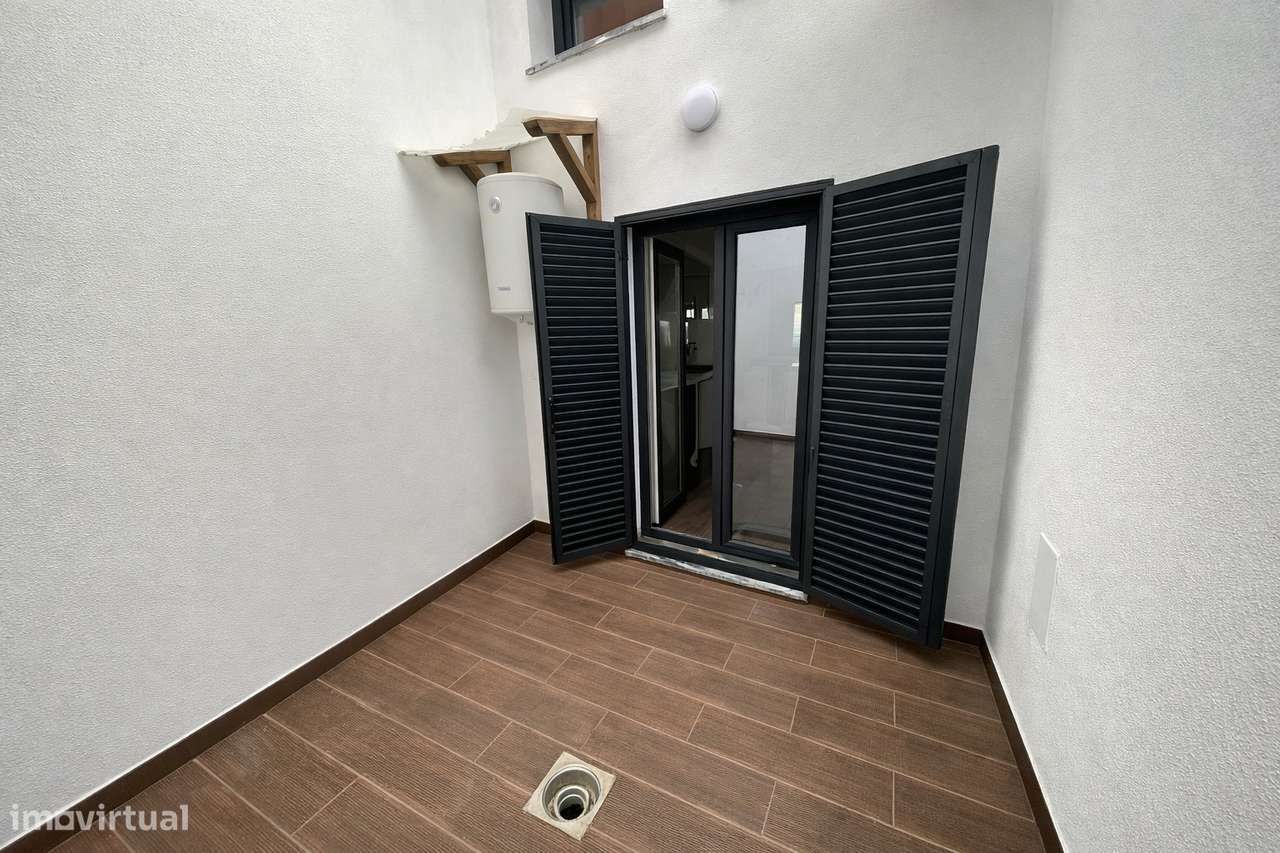 Moradia Centro Samora Correia-8