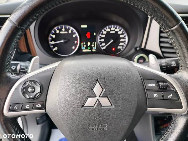 Mitsubishi Outlander 2.0 Intense CVT - 6