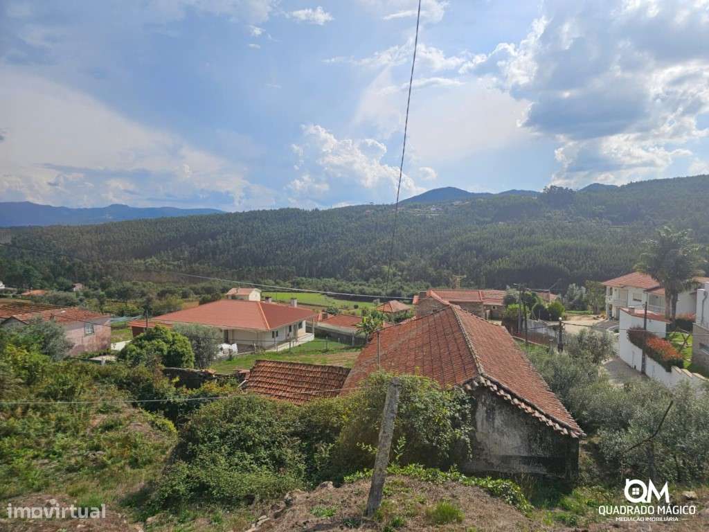Uma casa por reinventar, 1.827 m² para sonhar, descubra este imóvel!-7