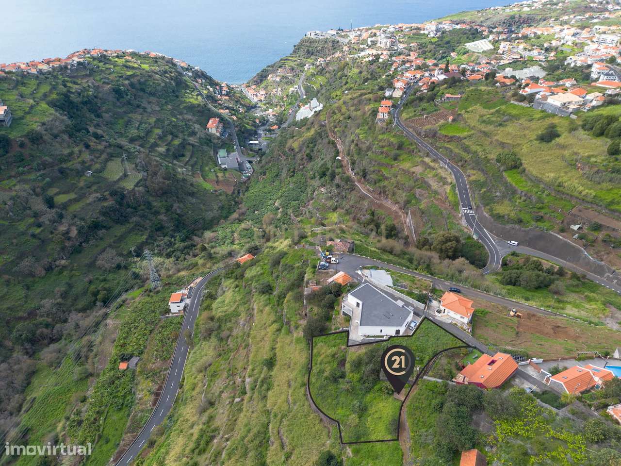 Terreno com Vista Mar em Zona Privilegiada - Calheta - Grande imagem: 2/16