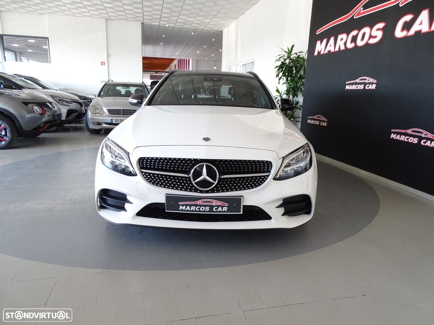 Mercedes-Benz C 220 d AMG Line - 2