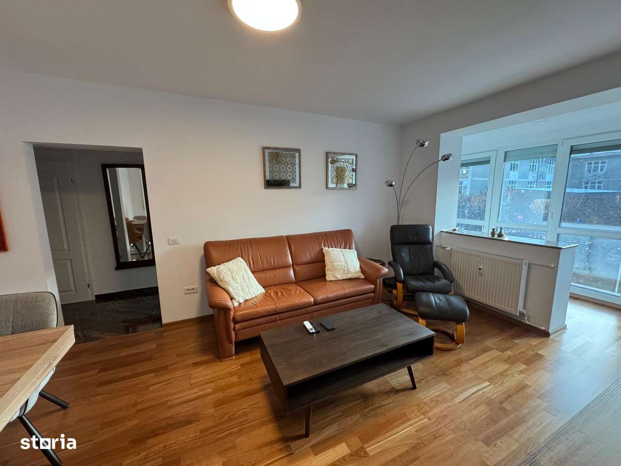 Vanzare apartament renovat doua camere mobilat/utilat Cotroceni-1