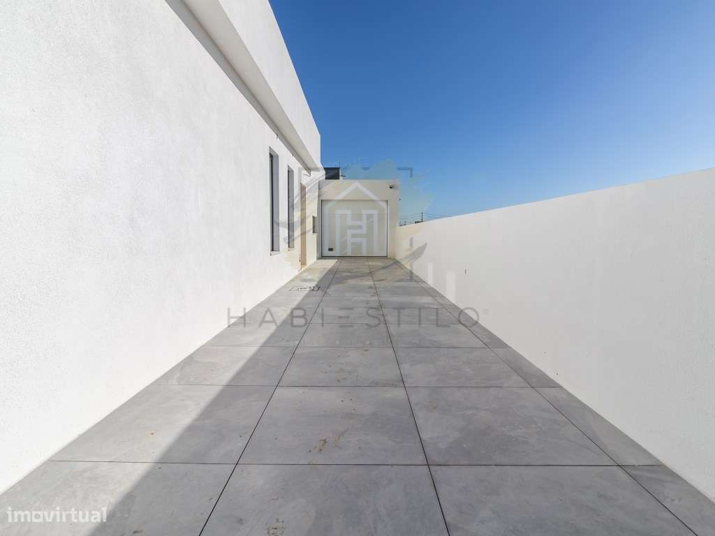 Moradia isolada em construção v3 - Grande imagem: 5/43