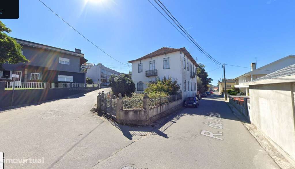 Moradia Senhorial M8 com lugar de garagem em zona de Lousada - Grande imagem: 4/7