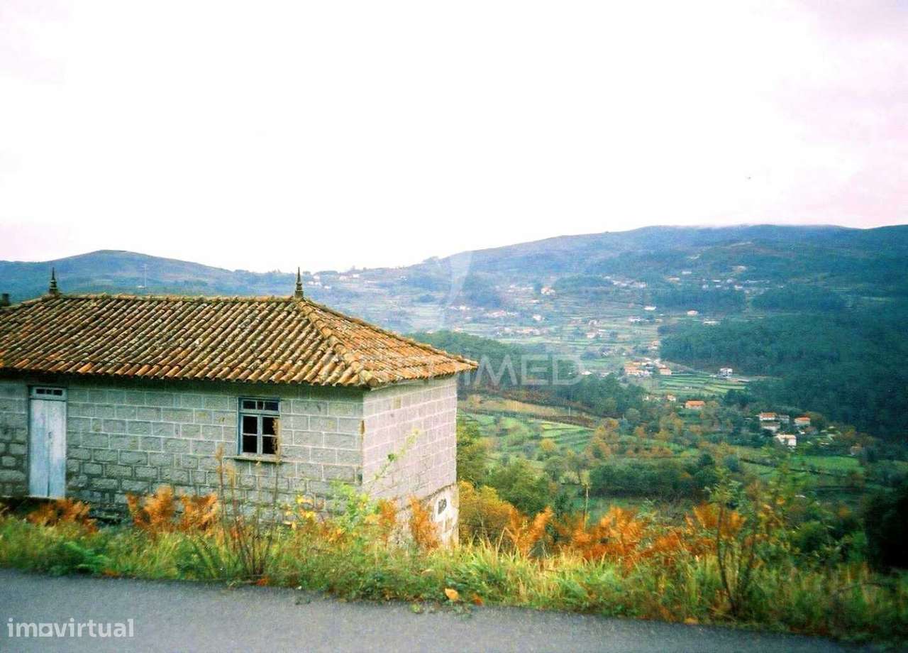 Moradia  em pedra para reconstruir - Grande imagem: 4/11