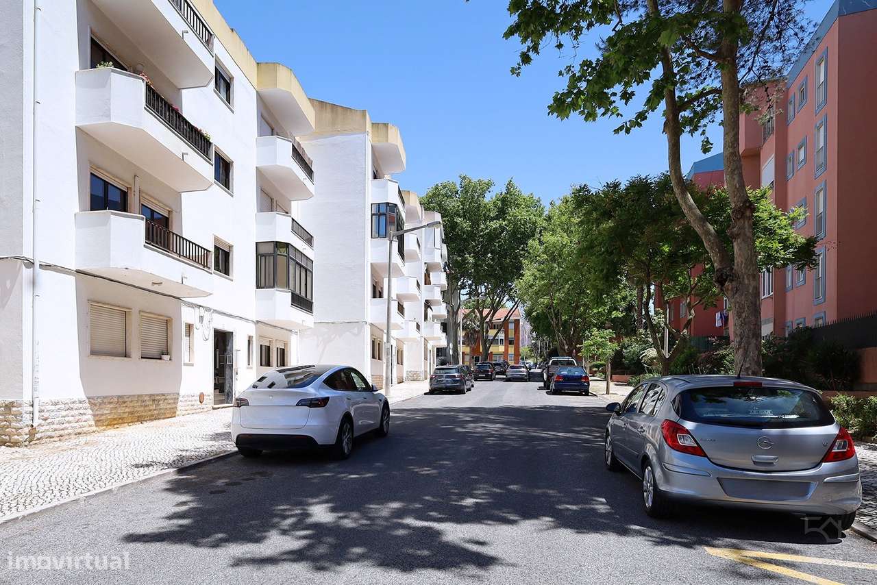 T2 - Apartamento com Varanda - Alapraia – Estoril-29