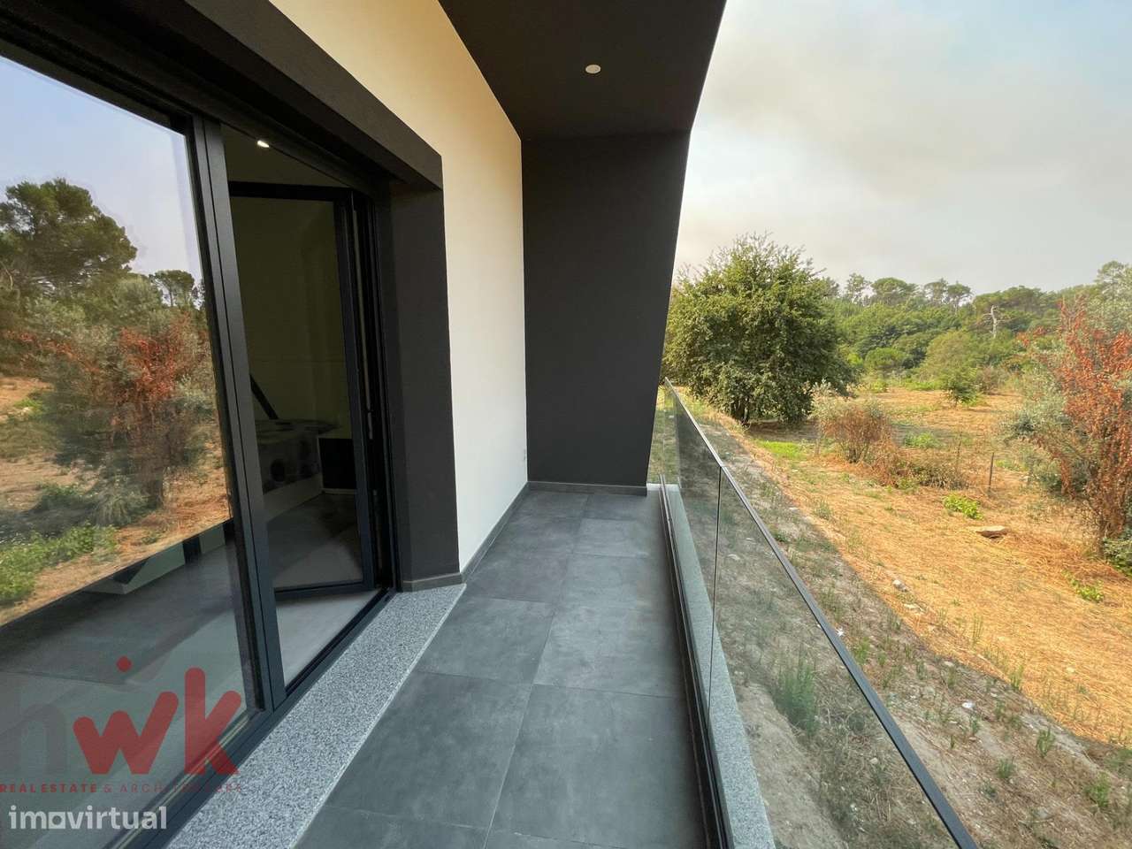 Moradia Nova T4+1 com Terreno-26