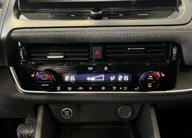 Nissan Qashqai Acenta + Pakiet zimowy 1.3 MHEV 158KM Xtroni Salon Polska FV23%