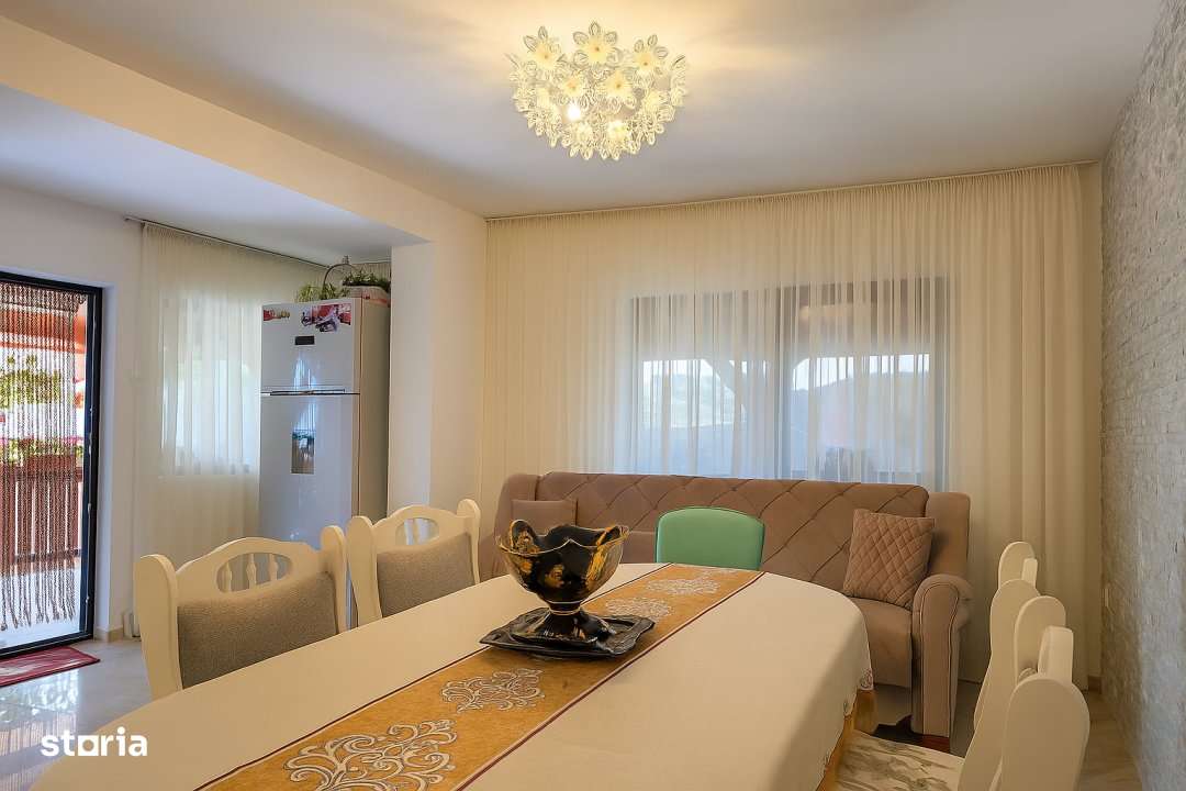 Casa solida, complet renovata, cu terasa generoasa – Bolintin Vale - Imagine principală: 5/19