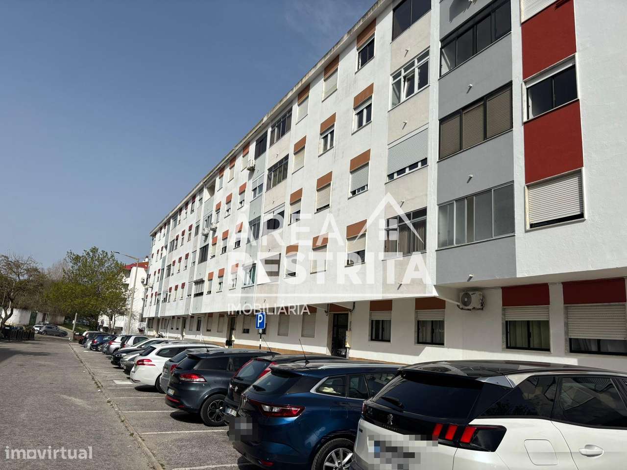 Apartamento T2 Estádio da Medideira - Próximo a Baía do Seixal-12