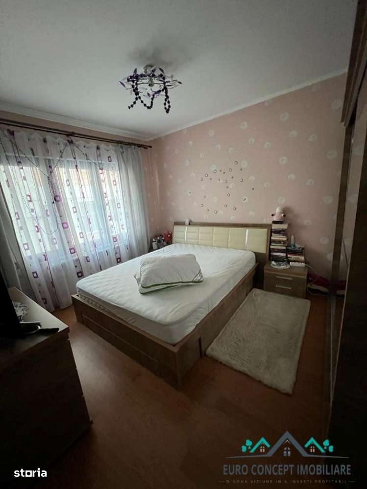 Casă de vânzare - zonă centrală Galați-5