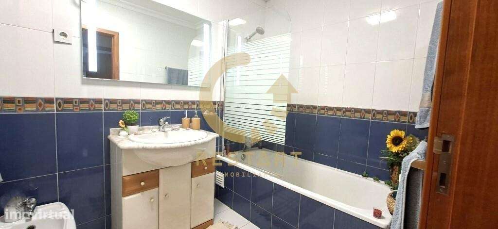 Apartamento T2, Garagem e Arrumos | Valongo-33