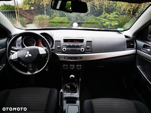 Mitsubishi Lancer Sportback 1.6 ClearTec Plus - 9