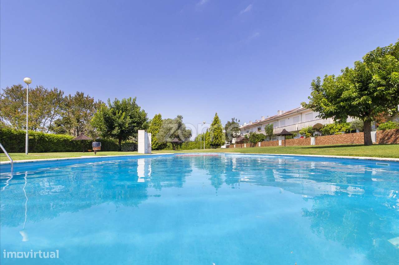 Moradia T4 em Banda, Condomínio Fechado em Antas, Esposende - Grande imagem: 3/60