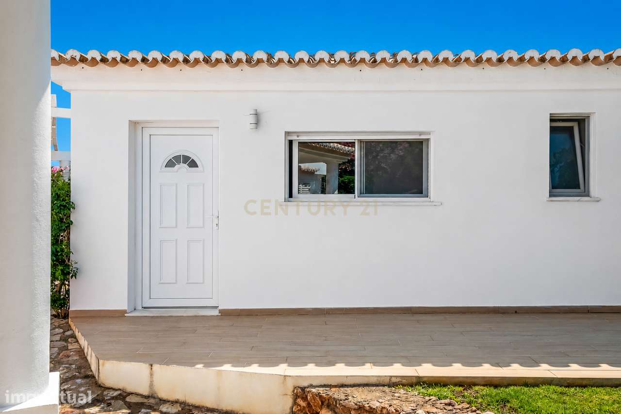 Moradia com 4 quartos, independente com piscina em Albufeira-37