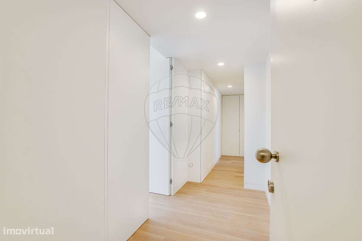 Apartamento T4 para venda - Grande imagem: 2/45