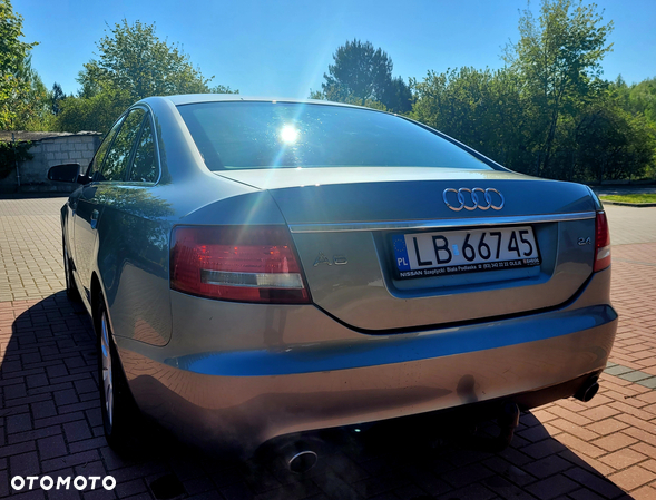 Audi A6 2.4 Multitronic - 5