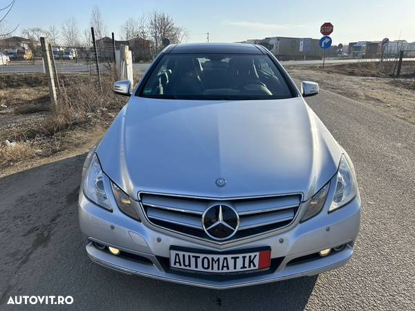 Mercedes-Benz E 250 CGI BlueEfficiency Automatik - 8