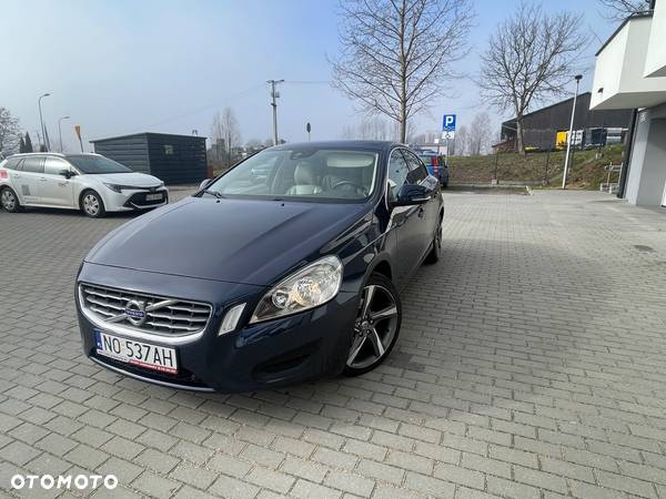 Volvo S60 - 8