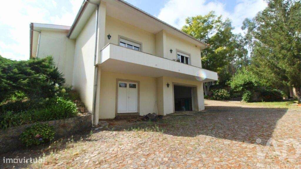 Casa / Villa T3 em Ossela de 336,00 m2 - Grande imagem: 4/23