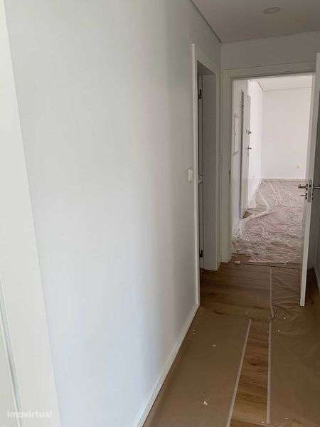 ARRENDA SE T2 CENTRO DE TONDELA - Grande imagem: 5/7