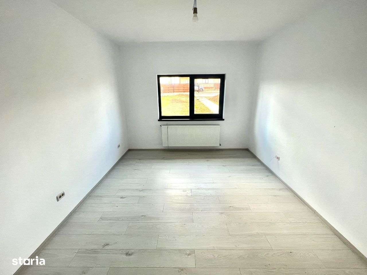 800 mp teren! CANALIZARE! 2 BAI / Camera tehnica! Casa Valea Lupului - Imagine principală: 5/8