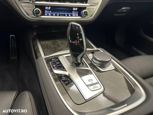 BMW Seria 7 740d xDrive - 20