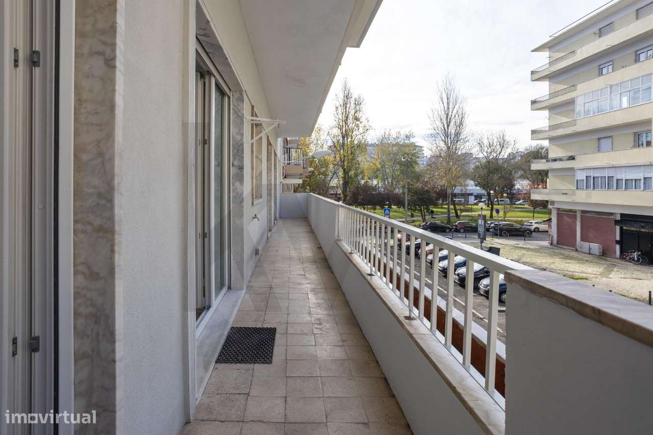 ARRENDAMENTO | T3 REMODELADO EM BENFICA – JUNTO AO MERCADO DE BENFICA - Grande imagem: 4/21