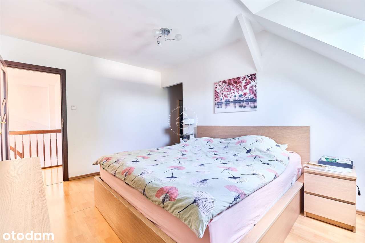 Funkcjonalny dom 6 pok. z fotowoltaiką 9,4 kW.-14