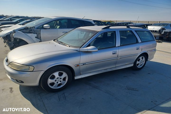 Compresor AC Opel Vectra B (facelift)  [din 1999 pana  2002] seria wagon 5-usi 1.6 AT (101 hp) - 4