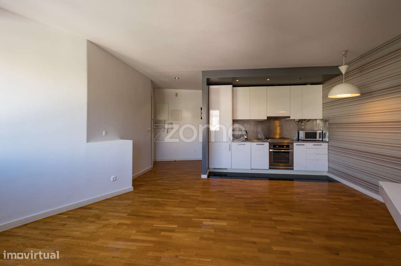 T1 Charmoso Próximo às Amoreiras com Estacionamento-20