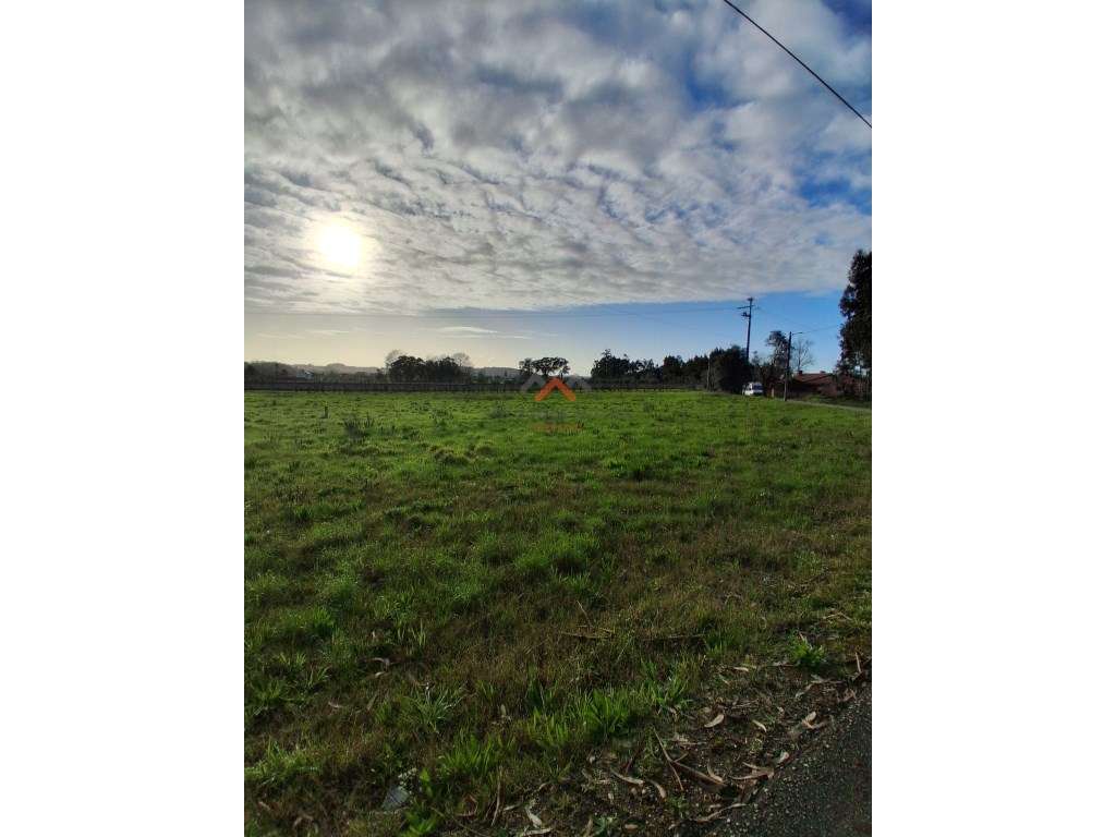 Terreno Urbanizável 710m² - Duas Frentes e Excelente Exposição Solar-5