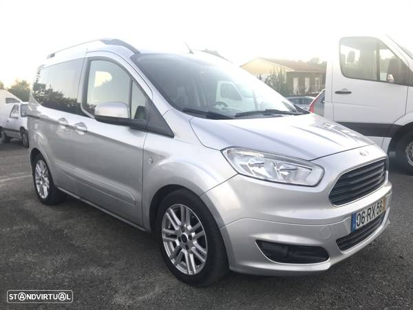 Ford Tourneo Courier 1.5 TDCi Ambiente - 3