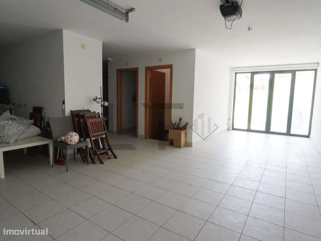 Moradia V4 com Piscina para Venda em Soltroia, Troia-32